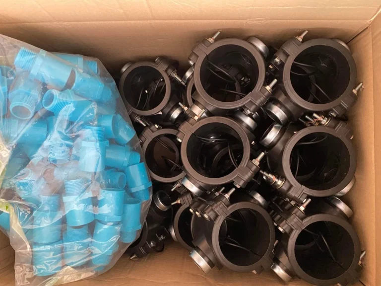 อุปกรณ์ประปาและข้อต่อ PVC